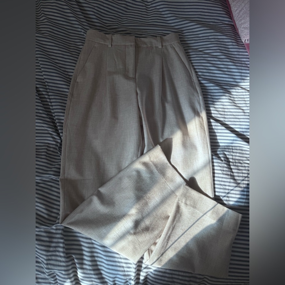 Abercrombie & Fitch Cream Women's Trousers